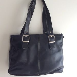 Elsa Solo Computer Vegan leather tote 16 inch